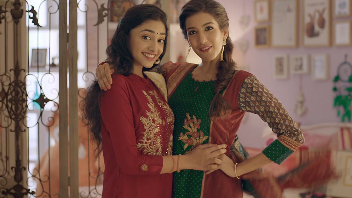 Pothys Aadi Sisters Ad